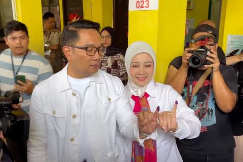 Calon Gubernur Jakarta Ridwan Kamil nyoblos di Bandung, ini ceritanya