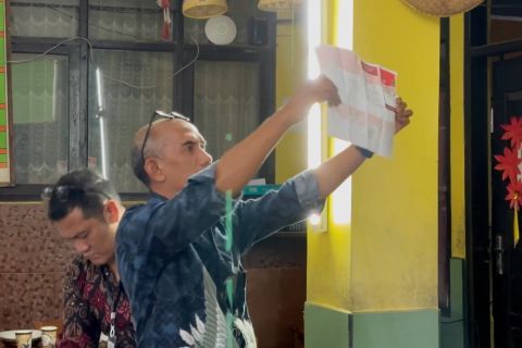 Dedi Mulyadi-Erwan Setiawan unggul drastis di TPS Ridwan Kamil