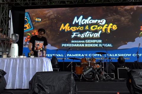 Kolaborasi festival kopi dan kampanye gempur rokok ilegal di Malang