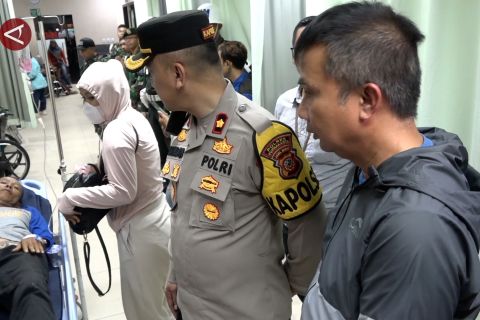 Pj Gubernur Jabar jenguk korban kecelakaan Tol Cipularang