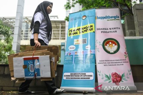Kementerian Lingkungan Hidup dorong optimalisasi 20 ribu bank sampah di Indonesia