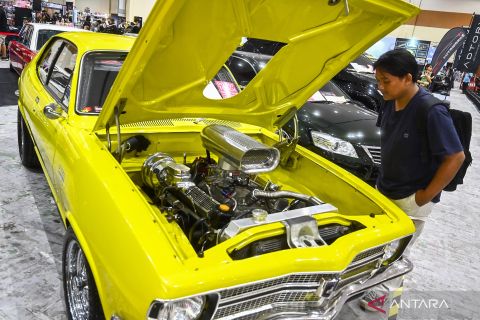 Melihat modifikasi mobil keren di Jakarta International Automodified 2024