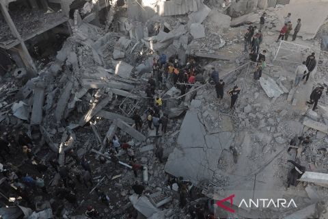 Israel terus lakukan serangan ke Gaza walau korban tewas telah mencapai 44.875 orang