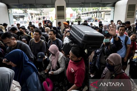 KAI tambah kuota kereta api jarak jauh menjadi 1.415 perjalanan selama libur Natal dan tahun baru