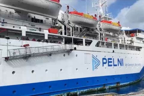 Atasi lonjakan pemudik, Pelni ubah rute dan tambah frekuensi pelayaran