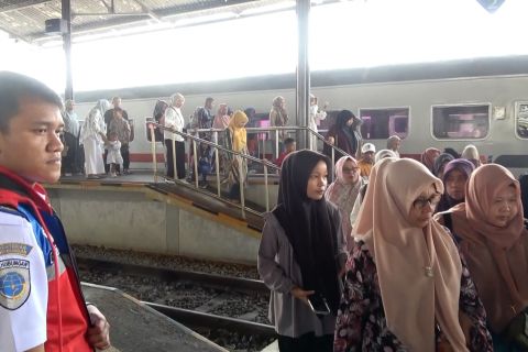 KAI Sumbar prediksi jumlah penumpang capai 119 ribu saat Nataru