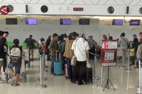 Bandara Ahmad Yani diprediksi layani 115 ribu orang saat libur natal