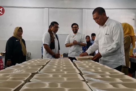 Menekraf tinjau pelatihan juru masak untuk program MBG di Solo