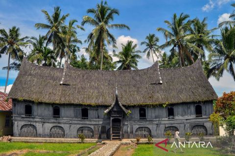 Cagar budaya Rumah Gadang Kampai Nan Panjang untuk tempat penyelenggaraan upacara adat di Nagari Balimbing