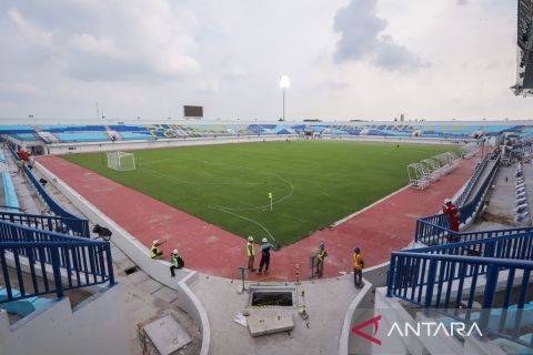 Progres pembangunan Stadion Surajaya Lamongan capai 98 persen