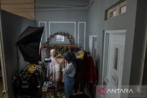 Targetkan pertumbuhan industri tekstil 2025