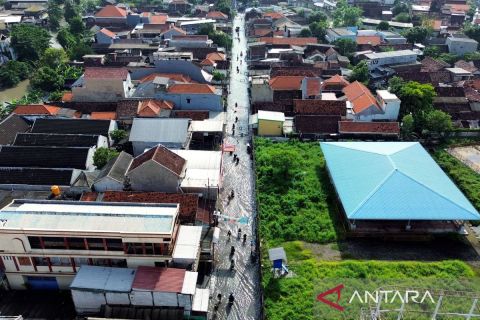 Banjir rendam jalan dan permukiman warga di Sidoarjo