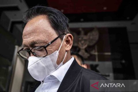 KPK periksa Hakim MK Ridwan Mansyur