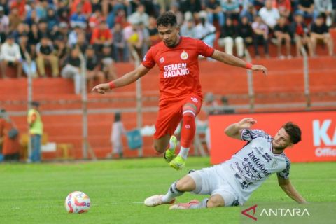 Liga 1: Bali United kalahkan tuan rumah Semen Padang FC dengan skor 5-1