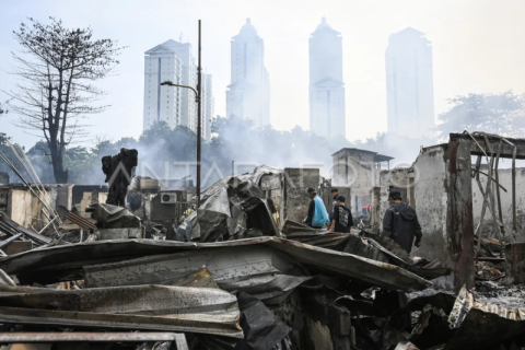 Kebakaran permukiman padat penduduk di Kemayoran