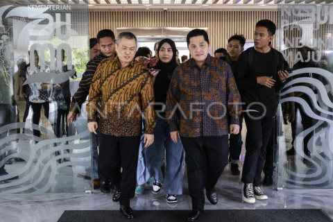Pertemuan Menteri BUMN dengan Menteri Perhubungan