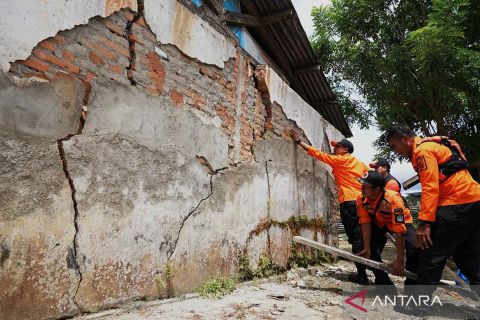 52 unit rumah rusak akibat gempa di Kolaka Timur