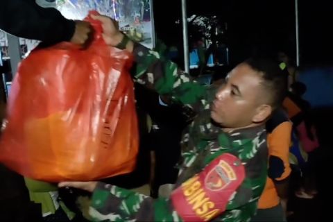 Status Gunung Ibu meningkat jadi awas, Pemkab mulai evakuasi warga