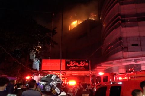 Ini kesaksian karyawan Glodok Plaza saat terjadi kebakaran