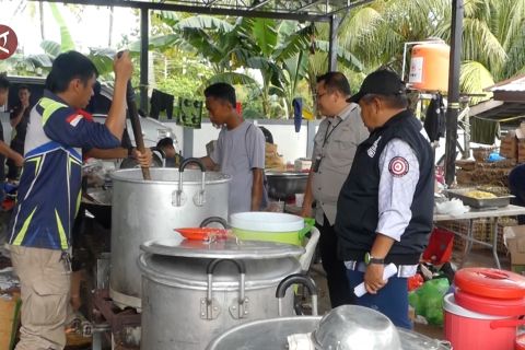 Korban banjir di Kalimantan Selatan dapat bantuan Kementerian Sosial