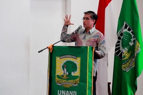 Menaker: Jumlah angkatan kerja jadi tantangan bagi perguruan tinggi