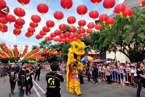 Meriahnya Grebeg Sudiro sambut Imlek di Solo