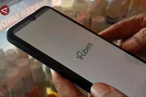 Petani tebus pupuk subsidi cukup gunakan KTP, begini caranya