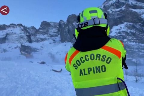 Salju longsor di Italia tewaskan tiga pemain ski