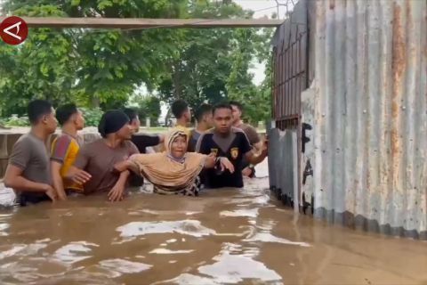 Dalam satu bulan, 15 banjir dan tanah longsor menerjang NTB