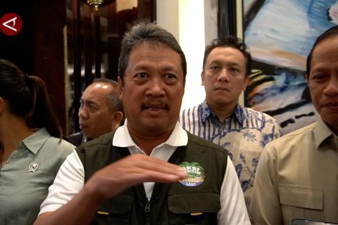 Menteri KP sebut pembongkaran pagar laut berdampak pada barang bukti