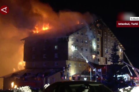 Sepuluh orang tewas dalam kebakaran di hotel resor ski Turki