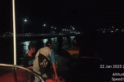 Terombang-ambing di Saumlaki, Maluku, empat nelayan dievakuasi