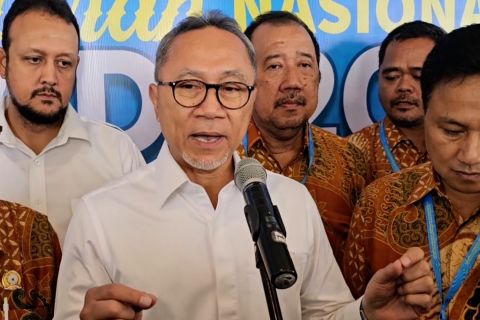 Zulhas pastikan Bulog serap gabah petani sesuai HPP