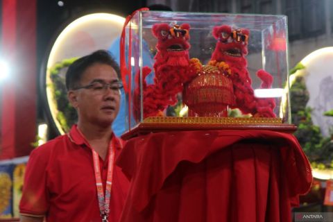 Lelang barang mewah saat Cap Go Meh untuk kepentingan sosial di Singkawang