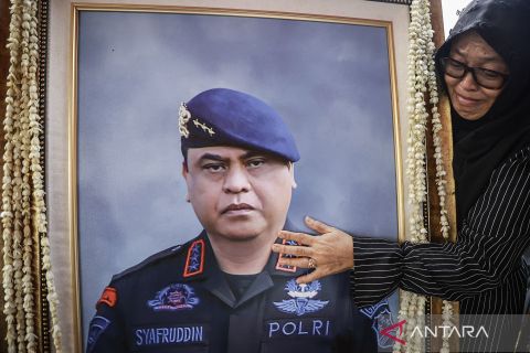 Pemakaman mantan Wakapolri Syafruddin