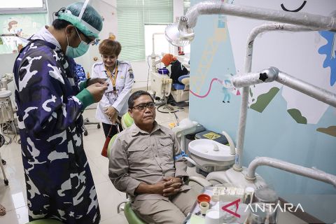 Kepala Staf Kepresidenan berulang tahun, cek kesehatan gratis di puskesmas