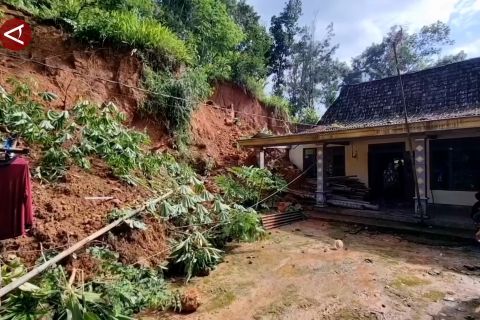 Dalam dua hari, 16 longsor terjadi di Ponorogo