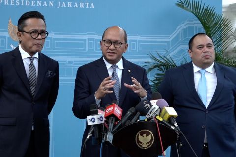 Jadi CEO Danantara dan Menteri Investasi, Rosan:Sinergi yang baik