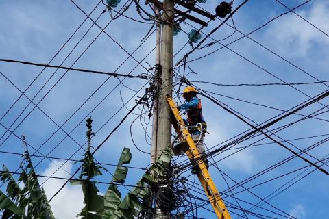 PLN ULP Takengon lakukan pemeliharaan trafo jelang Ramadhan