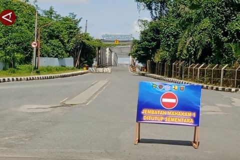 Jembatan Mahakam ditutup untuk investigasi usai ditabrak tongkang