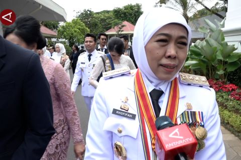 Khofifah pastikan pelayanan publik tidak dikurangi di tengah efisiensi