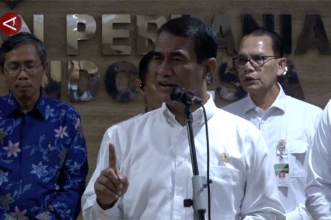 Mentan sebut akan segel toko yang jual bahan pangan di atas HET