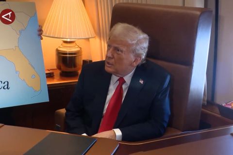 Trump akan umumkan tarif baru untuk impor baja dan aluminium