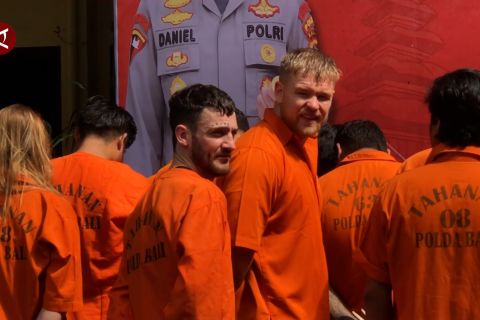 Tiga WNA terjaring Operasi Antik Bali, tertangkap bawa kokain
