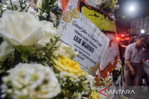 Lilie Wijayati yang meninggal dalam perjalanan pendakian Puncak Cartensz, besok dimakamkan