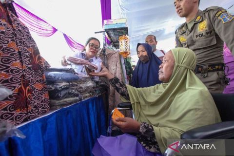 Gelaran Garage Day saat Ramadhan jadi ajang berbagi kebutuhan secara gratis di Surabaya