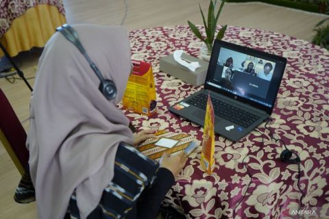 Memasarkan rendang ke penjuru dunia lewat kemajuan&nbsp;teknologi