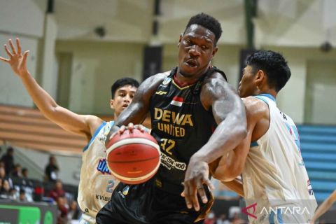 Dewa United Banten kalahkan Bali United Basketball dengan skor 75-67