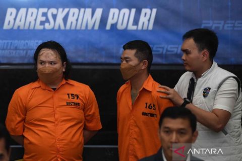 Dua warga China ditangkap akibat kasus penipuan SMS lewat BTS palsu