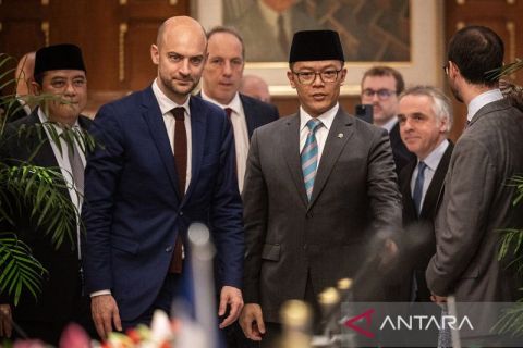 Presiden Prancis Emmanuel Macron akan kunjungi Indonesia